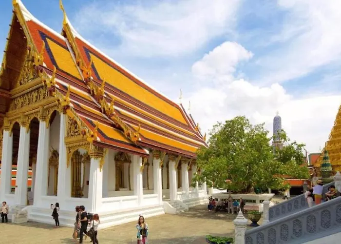 Go The Grand Palace - โกอินน์ พระบรมมหาราชวัง สถานีสามยอด X